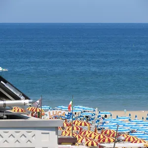 hotellátogatás